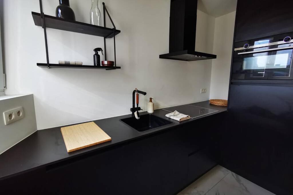 De Flat - Licht En Luxueus Appartement Bij Het Zuid Antwerp Luaran gambar