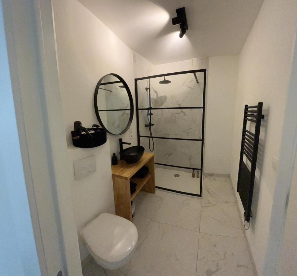 De Flat - Licht En Luxueus Appartement Bij Het Zuid Antwerp Luaran gambar
